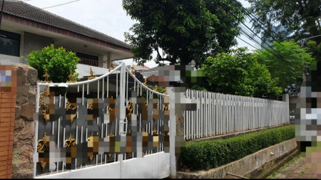 DIJUAL RUMAH DI PEJOMPONGAN