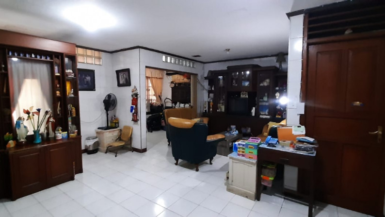 Rumah 2 1/2  Lantai Lokasi Strategis Cipinang Elok #DD