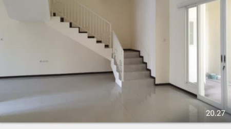 Jual Rumah 2 lantai di Jalan Mulyosari, Surabaya