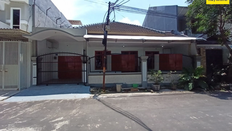 Disewakan Rumah di Babatan Pantai Barat, Surabaya