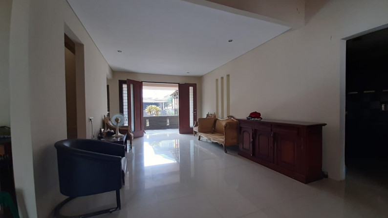 Rumah Siap Huni, Minimalis, dan Strategis @Mertilang, Bintaro