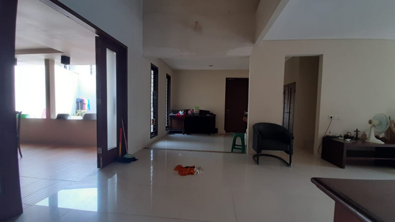 Rumah Siap Huni, Minimalis, dan Strategis @Mertilang, Bintaro