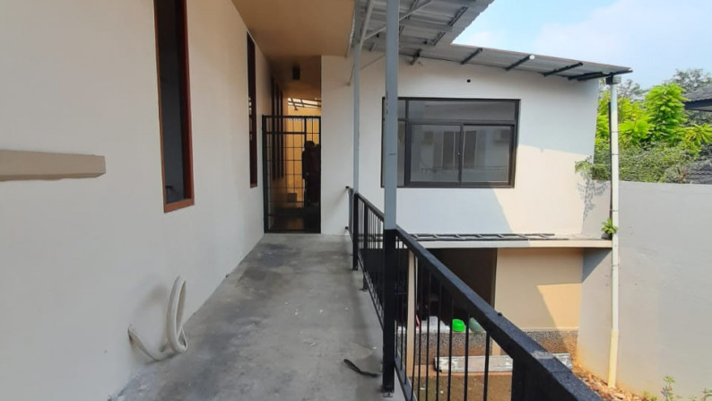 Rumah Siap Huni, Minimalis, dan Strategis @Mertilang, Bintaro