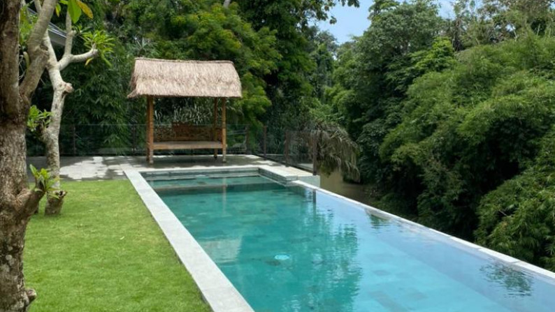 Villa for leasehold 3 Bedrooms beyond Canggu