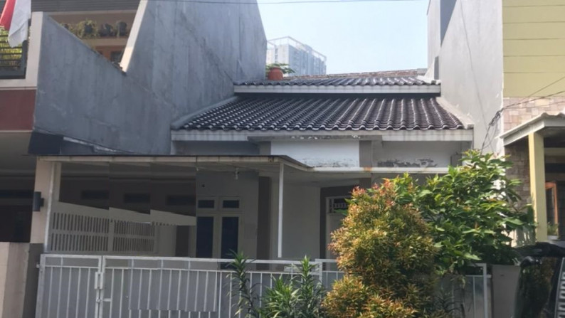 Rumah di Villa Bintaro Regensi TangSel