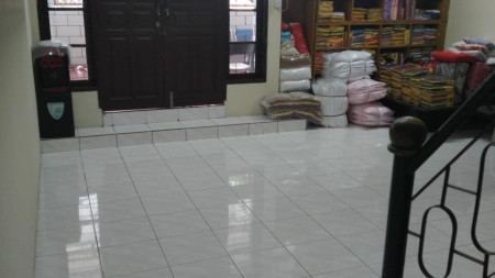 Rumah 2 lantai Dijual di Mulyosari, Surabaya
