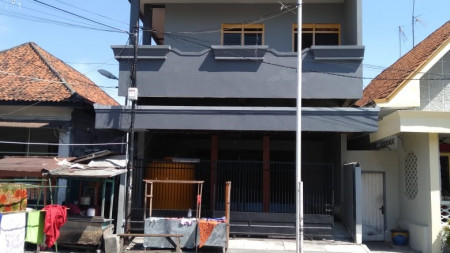 Dijual Rumah di Jalan Jagalan Tengah kota Surabaya