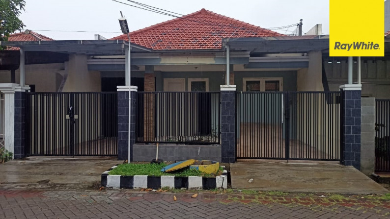 Dijual Rumah di Jalan Barata Jaya, Surabaya Timur