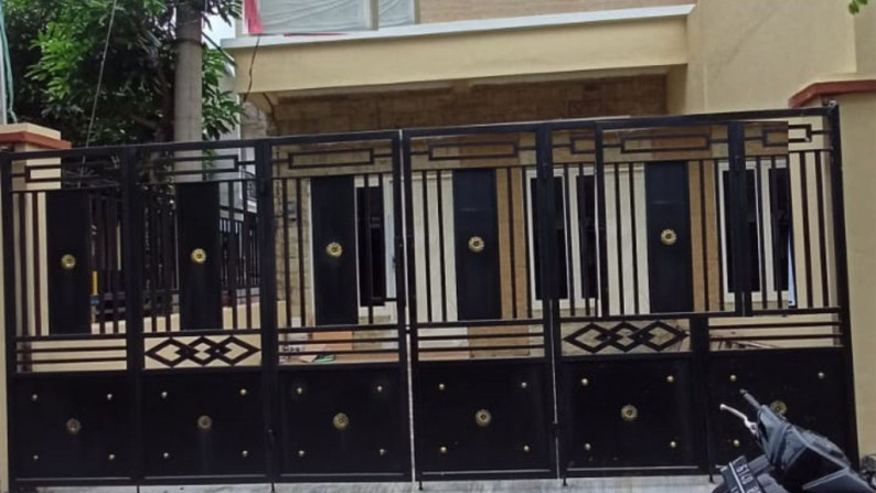 Dijual Rumah di Jalan Dukuh Setro, Tambaksari, Surabaya