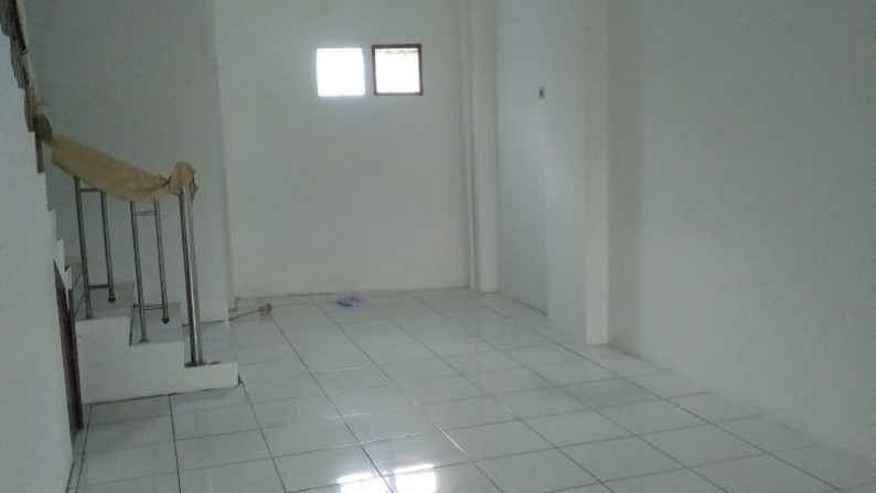 Disewakan Ruko Jl. Latumenten - Jakarta Barat