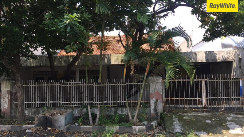 Dijual Rumah SHM di Jalan Gayungsari, Surabaya