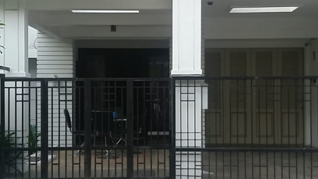 Rumah Disewa Central Park A Yani Ketintang Surabaya