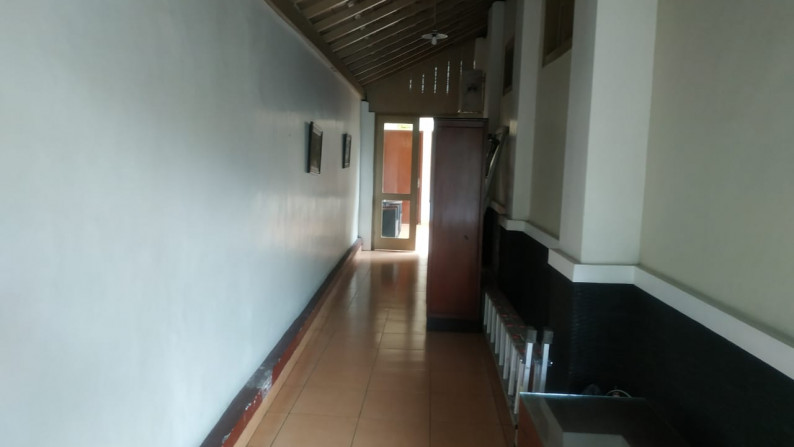 GUEST HOUSE HANYA BEBERAPA METER DARI KAWASAN WISATA MALIOBORO DAN STASIUN TUGU