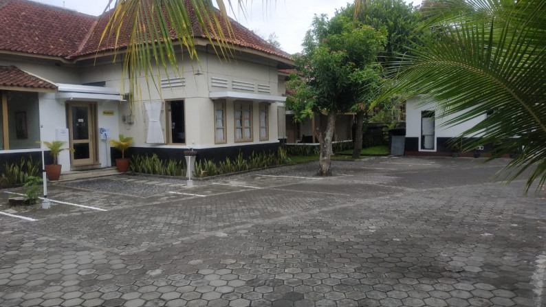 GUEST HOUSE HANYA BEBERAPA METER DARI KAWASAN WISATA MALIOBORO DAN STASIUN TUGU