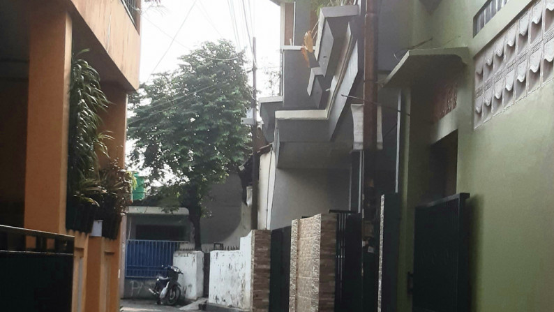 Rumah Murah di Karang Tengah, Ciledug Luas 70m harga hanya 500 Jt Nego, Jarang Ada
