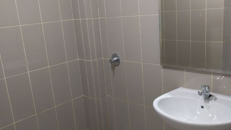 Apartemen Siap Huni dan Strategis @Apartemen Altiz, Bintaro
