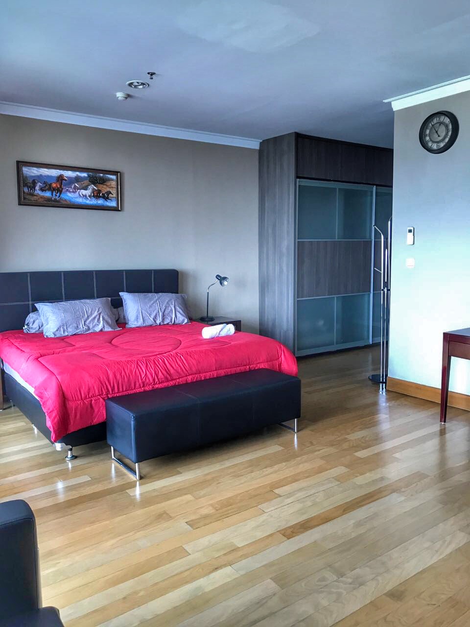 Residence 8 Apartment Senopati, close to Ashta Mall, for expatriate, big and spacious.