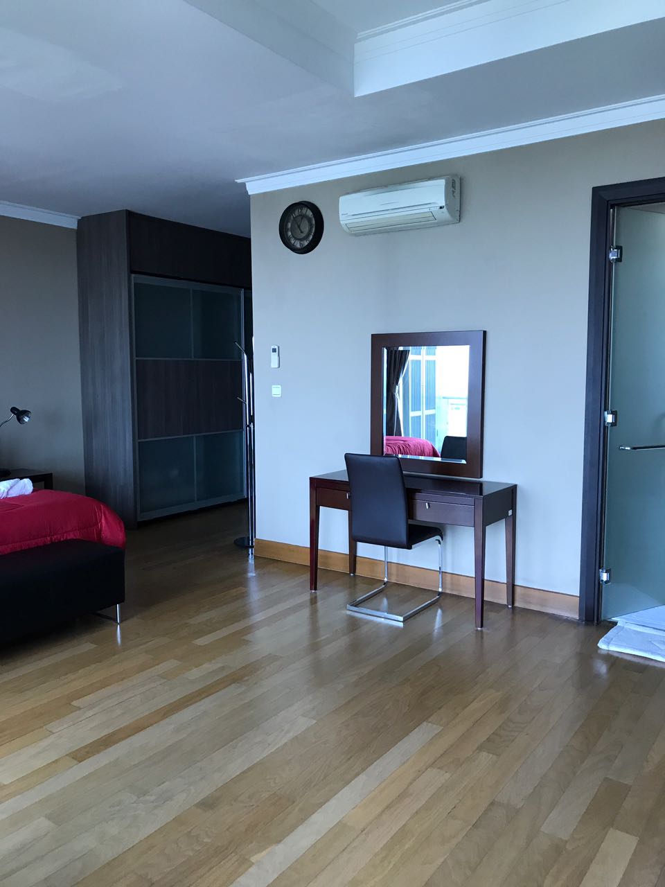 Residence 8 Apartment Senopati, close to Ashta Mall, for expatriate, big and spacious.