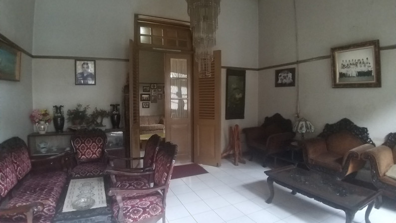 Rumah lama pusat kota , HItung tanah