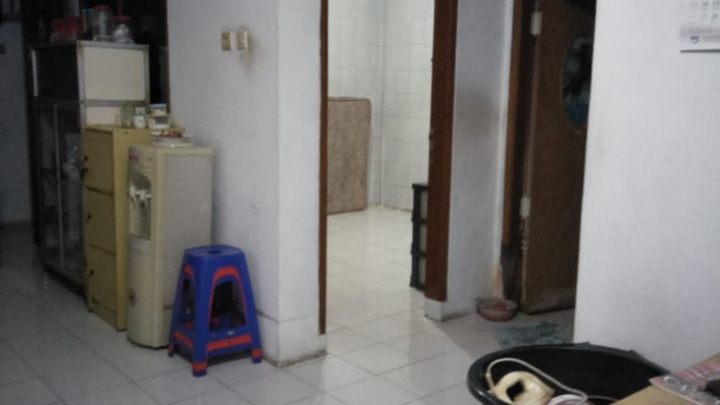 Rumah Mangga Besar Kota, Jl Ekonomi Dwiwarna, Luas 7x17m2