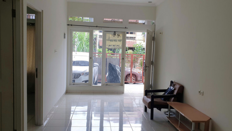 Baguss  Turun Harga 4 Unit Semi Apartemen Rawamangun Hub:0817 0120 620