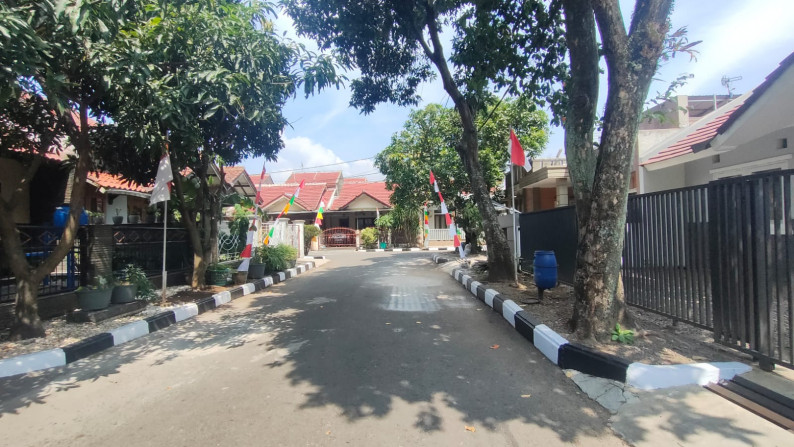 Rumah 1 lantai , Bumi Adipura Gede Bage