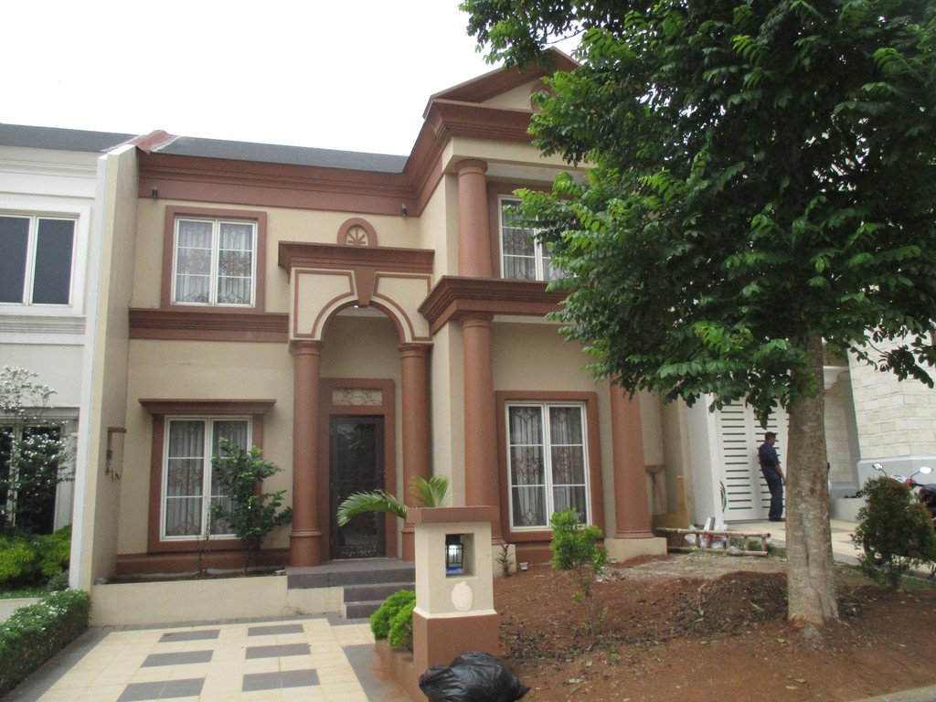 Disewakan Rumah Taman Rolling Hill - Lippo Karawaci