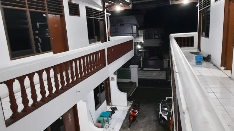 Kost dijual dengan 12 Kamar tidur di Pondok Aren