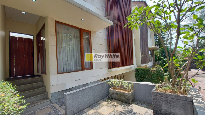 Rumah Siap Huni Furnished Lingkungan Expat Dalam Town House Di Kemang