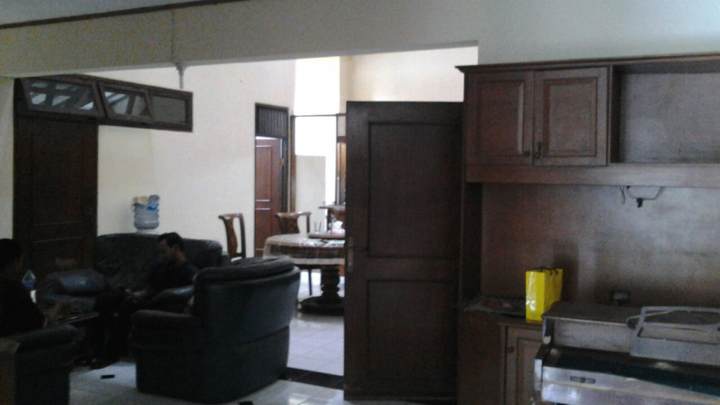 DIJUAL RUMAH JL CIKATOMAS KEBAYORAN BARU JAKARTA SELATAN