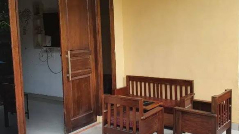 Dijual Rumah Bagus Di Cluster Palem Indah Mansion, Ciputat Tangerang Selatan