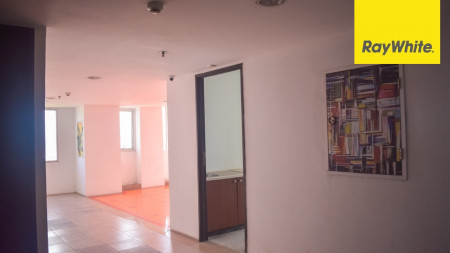 Dijual Kosongan Apartemen Menara Rungkut, Surabaya