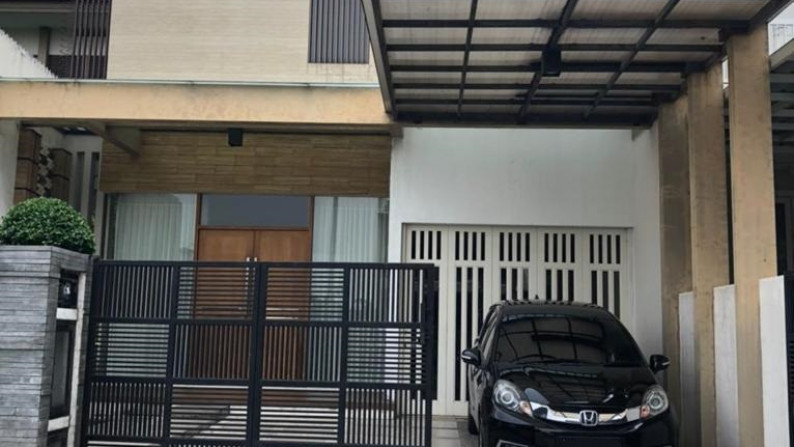 Dijual Rumah Mewah Modern di Royal Residence, Surabaya