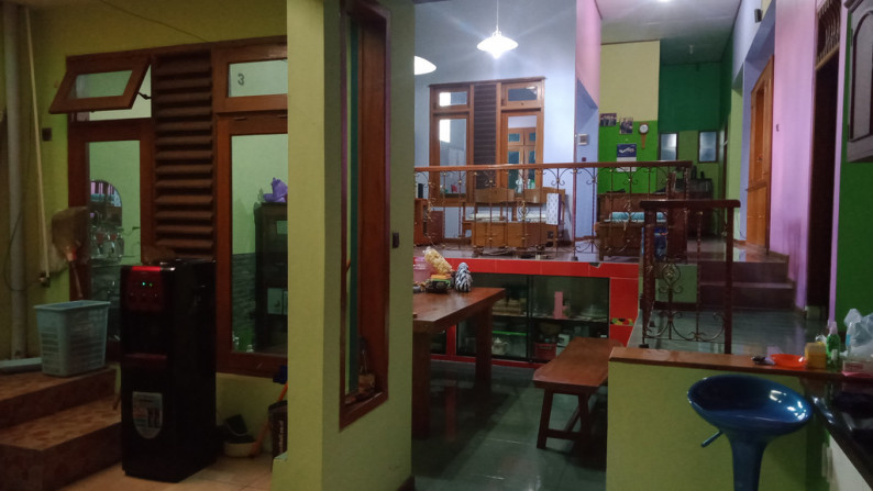 RUMAH TINGGAL DITENGAH KOTA YOGYA DEKAT SMP N 10 YOGYAKARTA