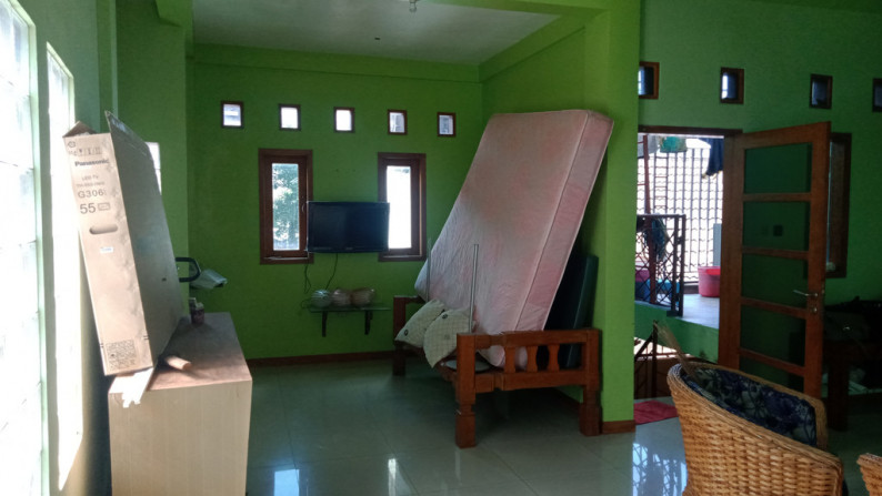 RUMAH TINGGAL DITENGAH KOTA YOGYA DEKAT SMP N 10 YOGYAKARTA