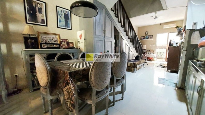 Rumah Bagus Terawat Harga Menarik Dalam Town House Asri Di Kemang Jakarta Selatan