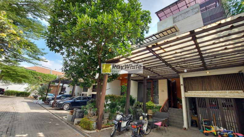 Rumah Bagus Terawat Harga Menarik Dalam Town House Asri Di Kemang Jakarta Selatan