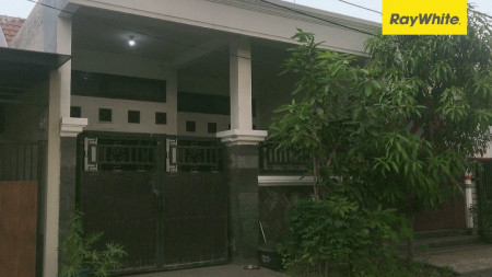 Dijual Rumah di Valencia Residence, Puri Surya Jaya, Sidoarjo