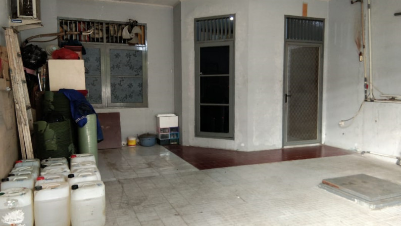 rumah asri, rapih dan siap huni *0013-CHR*