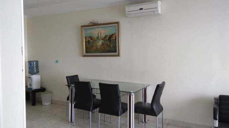 Apartemen Full Furnish French Walk Twr Lyon, Kelapa Gading Luas 85m2