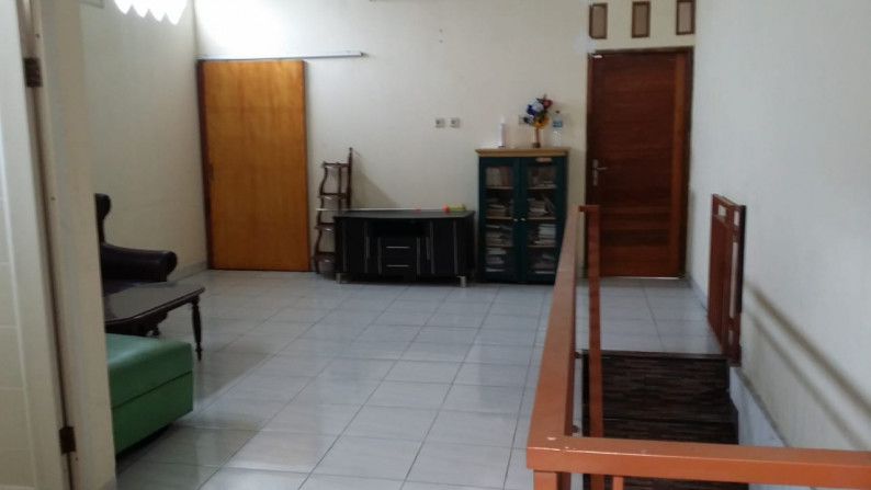 Rumah bagus dan siap  huni di Jl. Raya Dongkal Cipondoh - RWCG/2021/06/0036-HEN