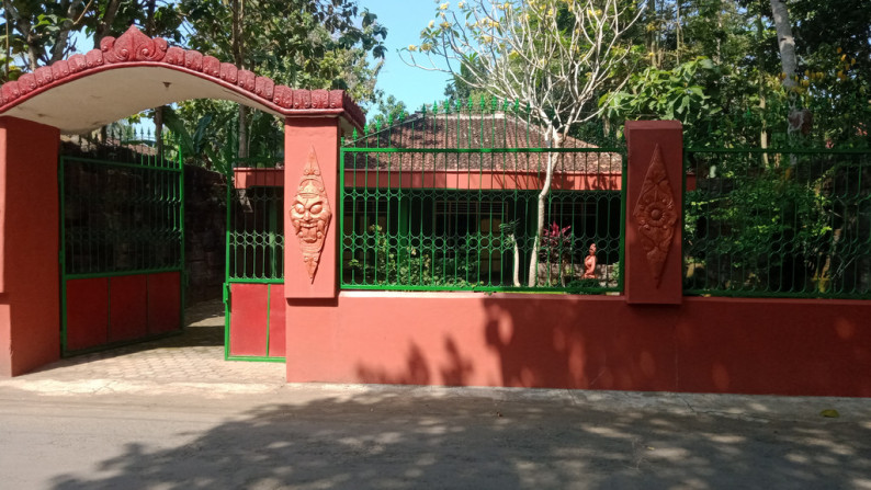 RUMAH TINGGAL DILINGKUNGAN YANG ASRI COCOK UNTUK PENSIUNAN, DI DAERAH SRANDAKAN, BANTUL