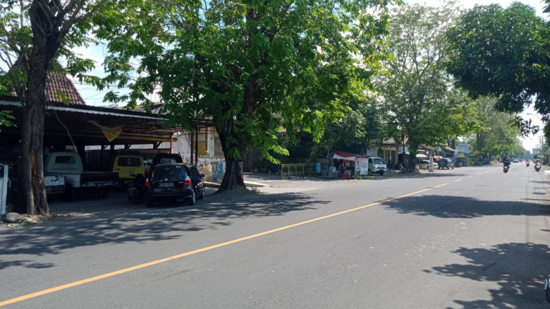 Tanah Dan Bangunan Strategis  Dekat Pasar Niten Jalan Bantul Yogyakarta