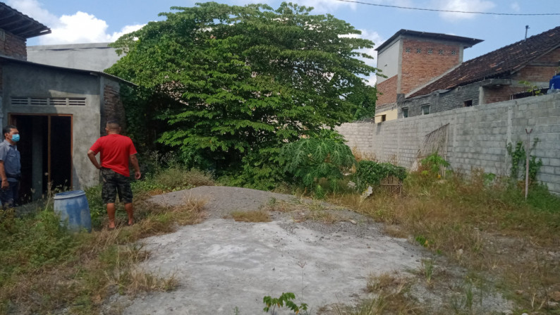 Tanah Dan Bangunan Strategis Dekat Pasar Niten Jalan Bantul Yogyakarta