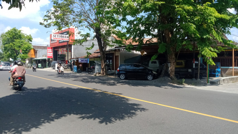 Tanah Dan Bangunan Strategis  Dekat Pasar Niten Jalan Bantul Yogyakarta