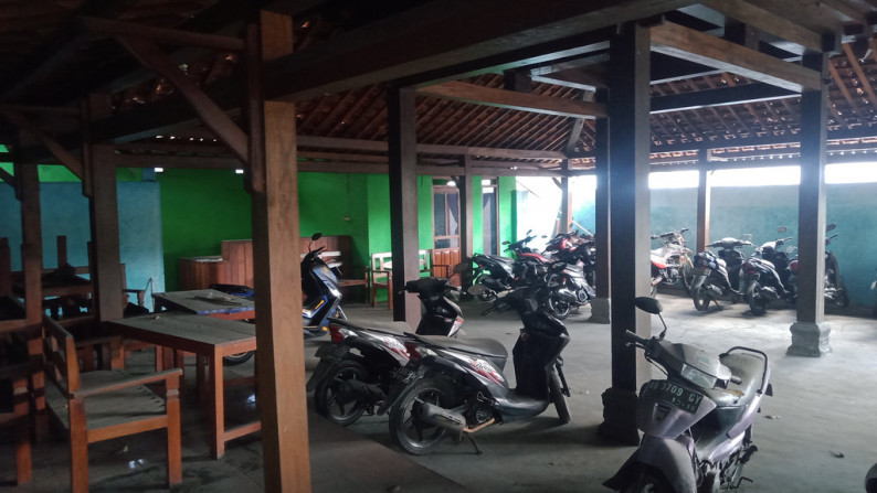 Tanah Dan Bangunan Strategis Dekat Pasar Niten Jalan Bantul Yogyakarta