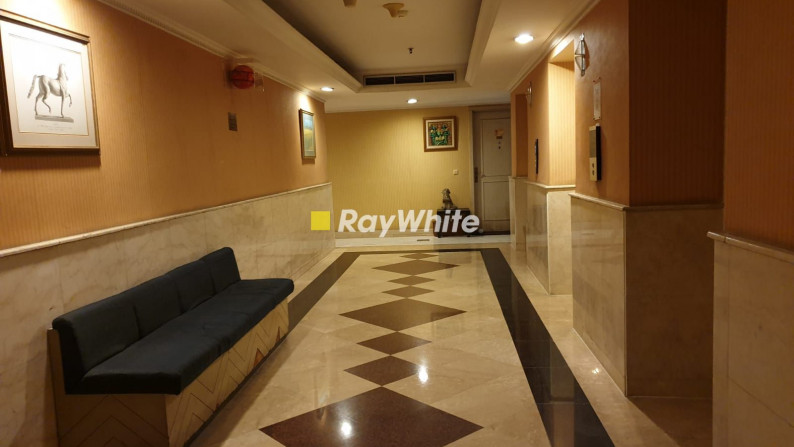 Apartemen Permata Senayan Jakarta Selatan  2 BR Semi Furnished