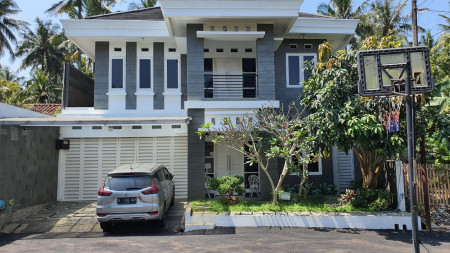 Dijual Rumah Tinggal 2 Lantai di daerah Pasteur Kota Bandung