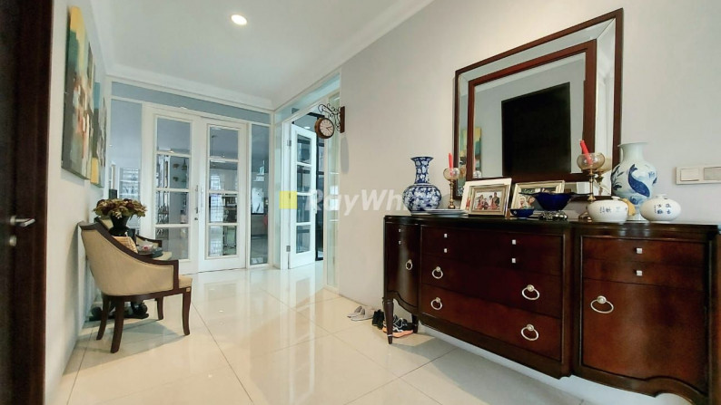 Best Price: Rumah Furnished Modern Tropical Style Hanya Selangkah ke Pondok Indah Mall