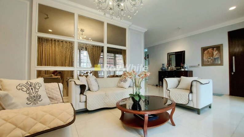 Best Price: Rumah Furnished Modern Tropical Style Hanya Selangkah ke Pondok Indah Mall